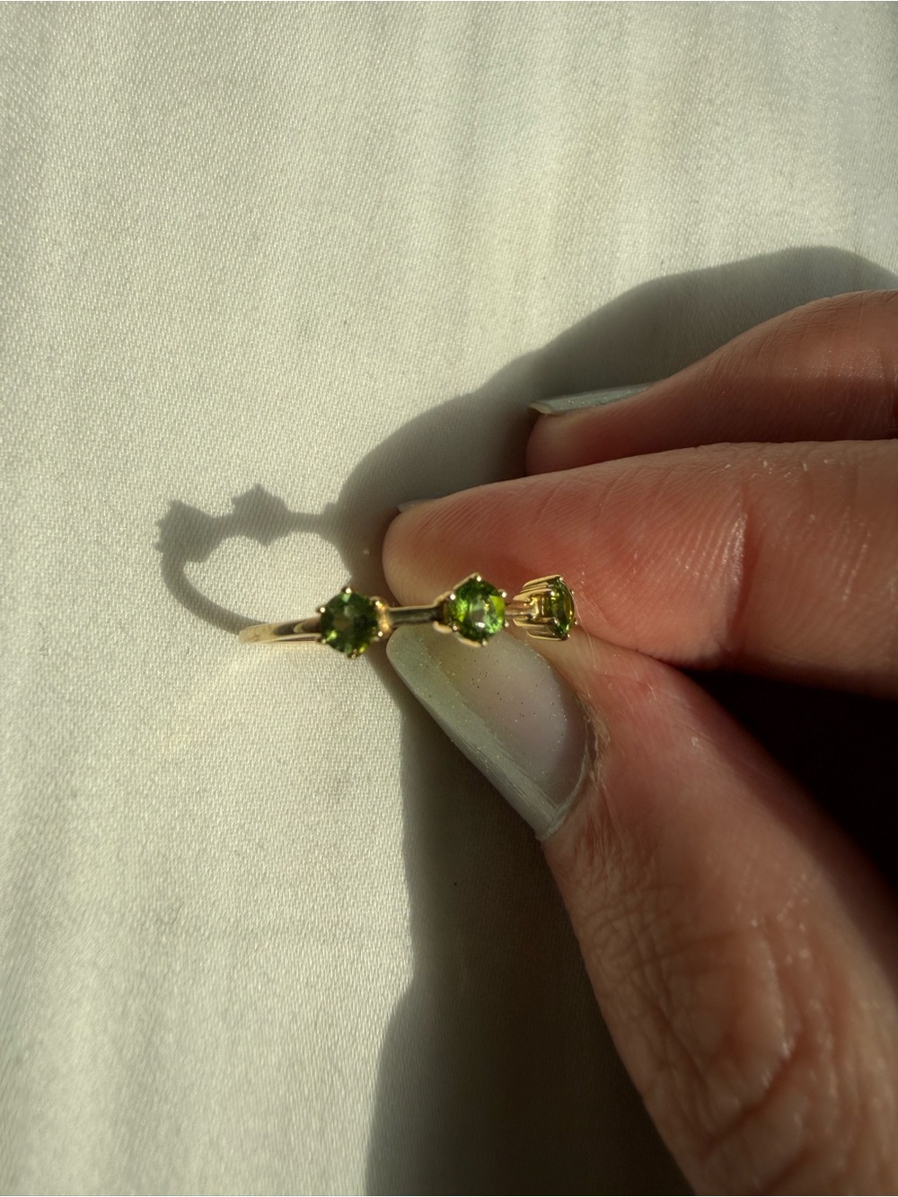 Local Eclectic Solid Gold Tourmaline Trio Stacking Ring Light Green size 6 - Picture 3 of 8